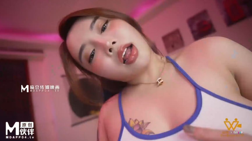 麻豆传媒 舞动色气肉臀