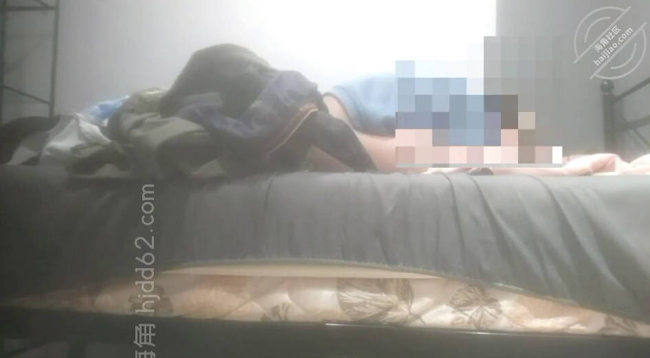 海角社区 醉酒我居然开包再痛经的女儿，一边喊疼，一边操，贼心疼