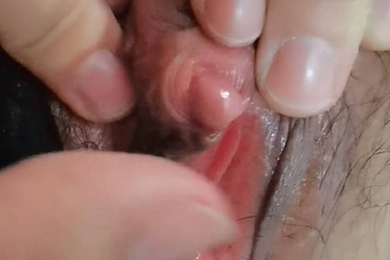 海角社区 【真实原创】超长时长绑架式操逼，勒脖、撕奶、深喉、玩阴蒂无所不玩